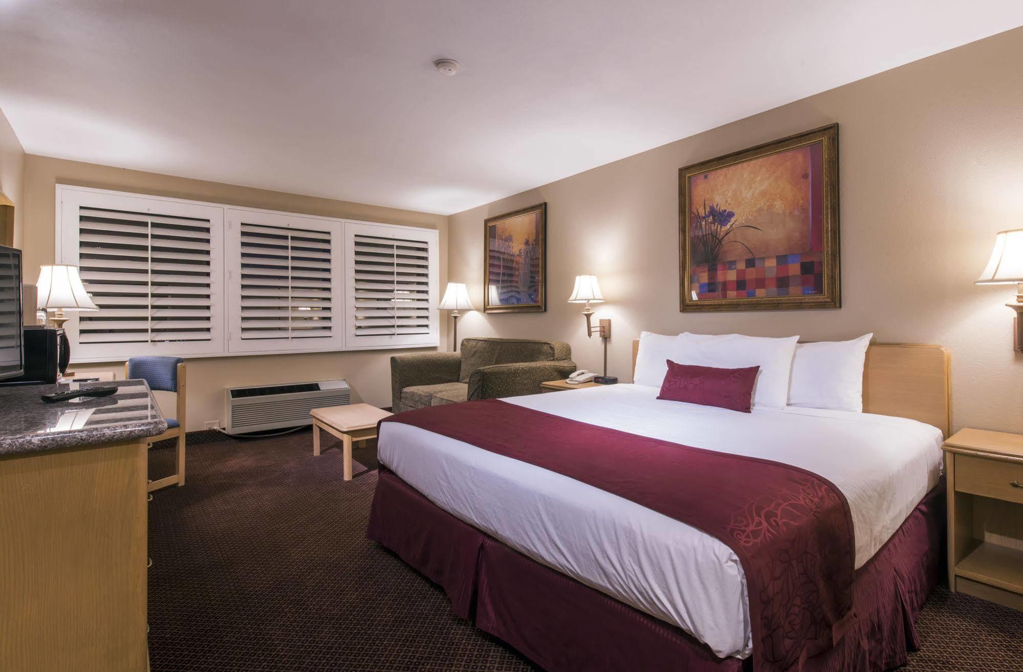 Grand Vista Hotel Simi Valley Esterno foto